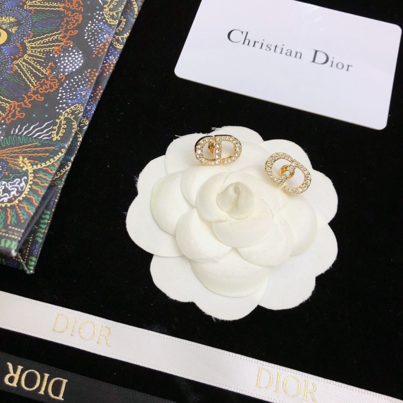 chr1st1an D10r earrings